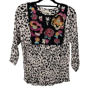 Savanna Jane‎ Embellished 3/4 Sleeve Blouse Leopard Cheetah Animal Print